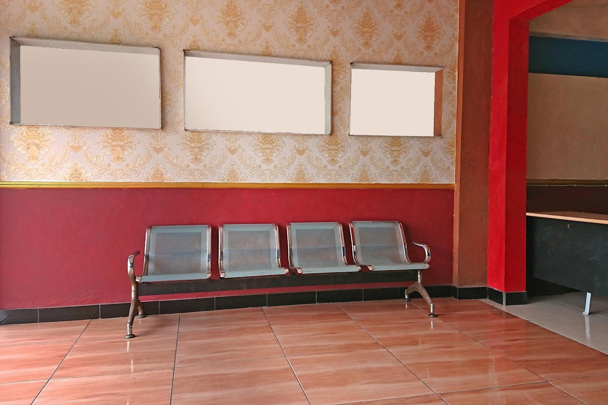 SPOT ON 2473 Buana Jaya Guest House Cilacap Bagian luar foto
